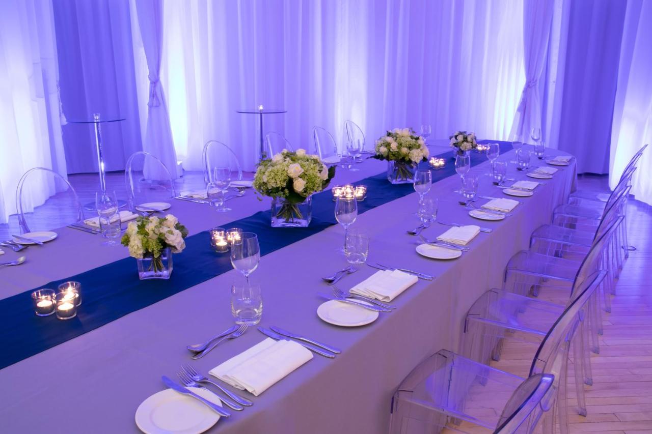 Sanderson Londra Esterno foto The tables at the 2011 ceremony
