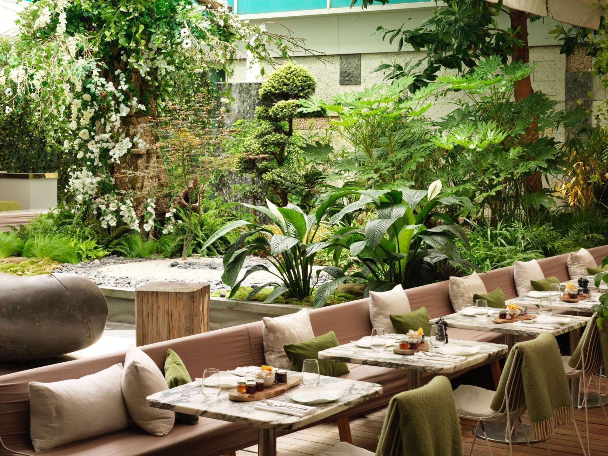 Sanderson Londra Esterno foto The Garden Grill